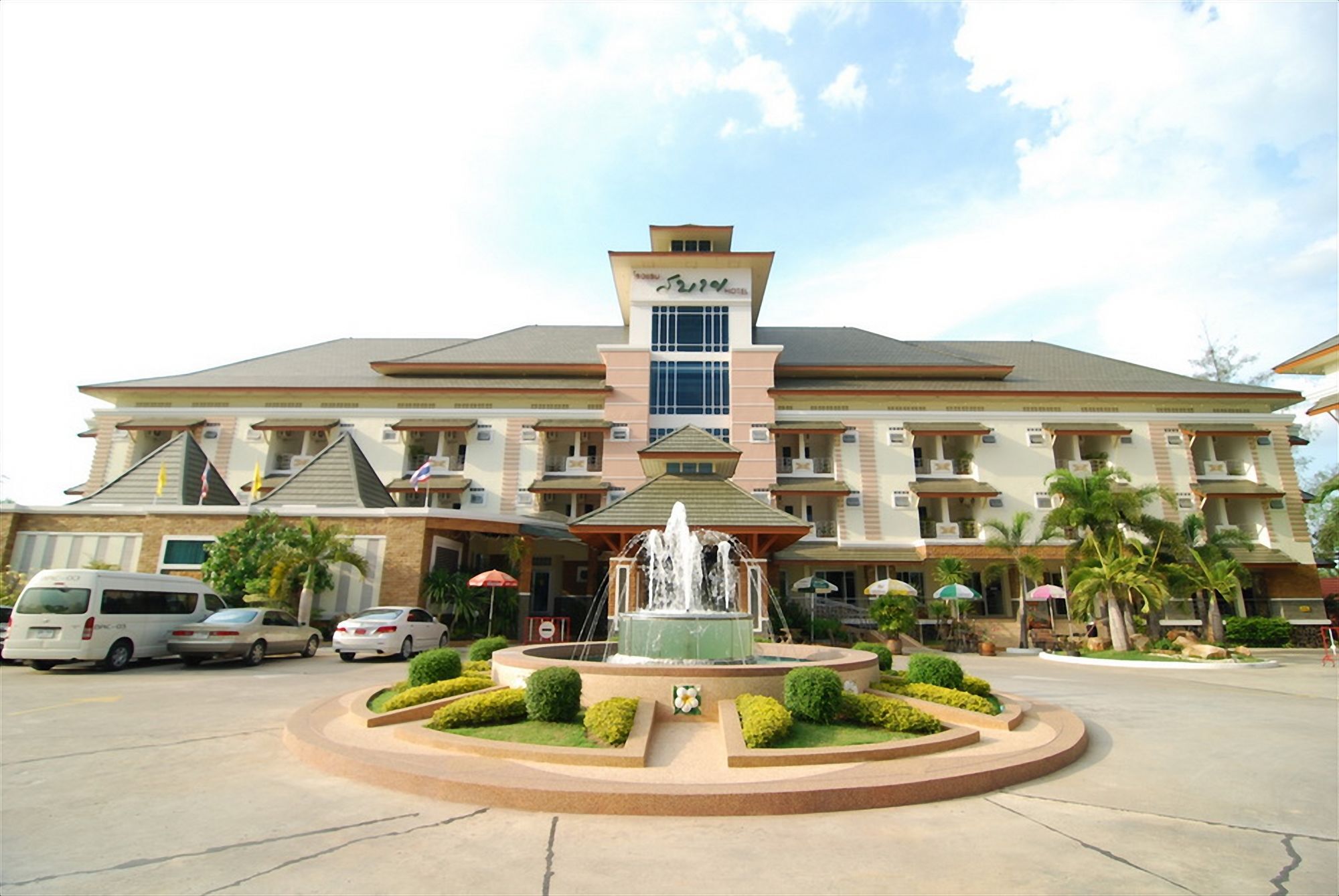 Sabai Hotel Nakhonratchasima Exterior foto